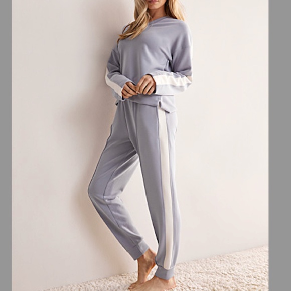 Light purple lilac and white band peachskin sporty loungewear tracksuit NWT - Picture 13 of 13